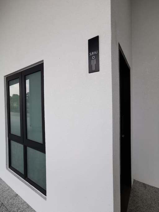 C3014 Almas Muji Studio100Mbpsnetflix By Stay Nusajaya  Exteriör bild